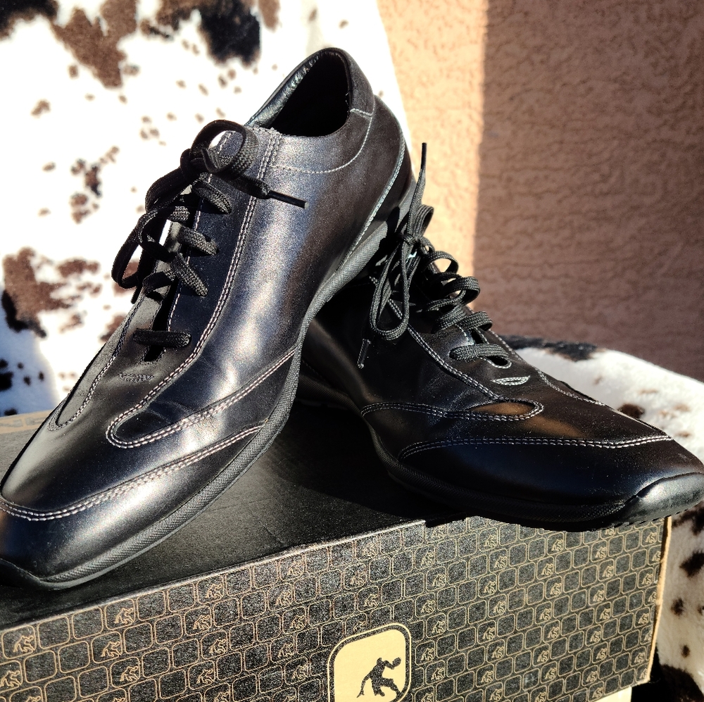 Bacco Bucci Sport/Athletic Shoes 👞